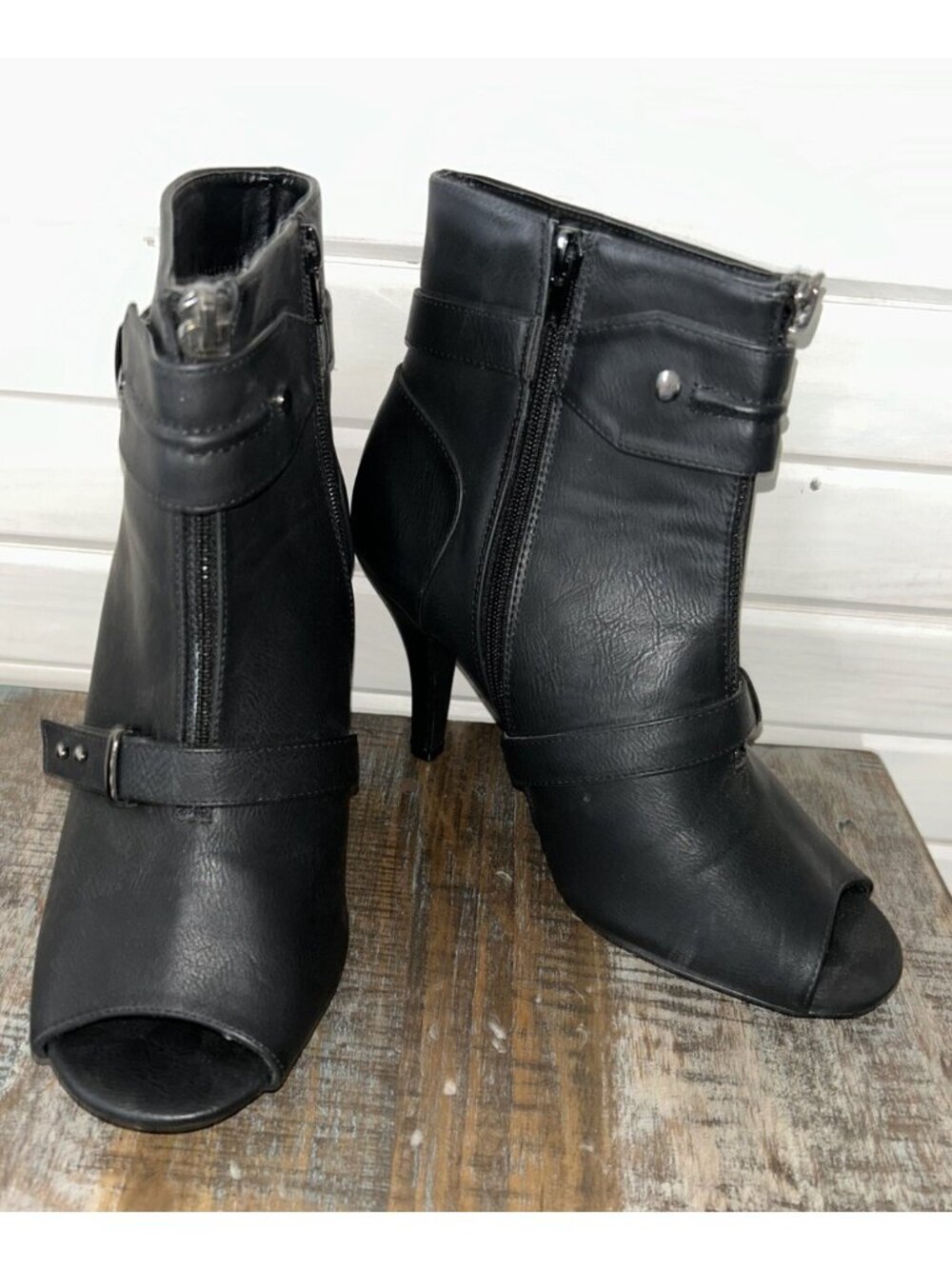 TORRID Sz 11 Black Peep Toe Booties Shoes Ankle Boots Heels Side Zip EUC